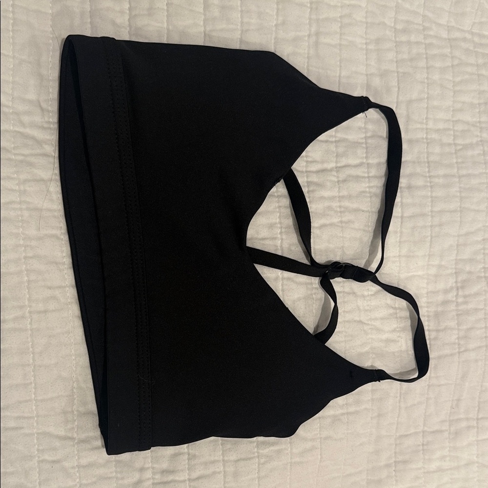 8 BRA BUNDLE-Nike, Fabletics, Hanes, & Delta-Great BUNDLE for pre-teen or teen! - Picture 8 of 13